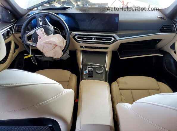 WBY43AW05RFS74809 2024 BMW I4 White Vista del salpicadero