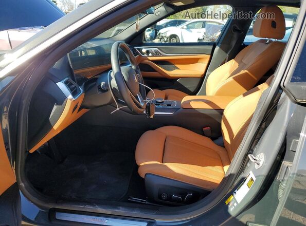WBY43AW07RFT11567 2024 BMW I4 Gray Widok wnętrza z przodu