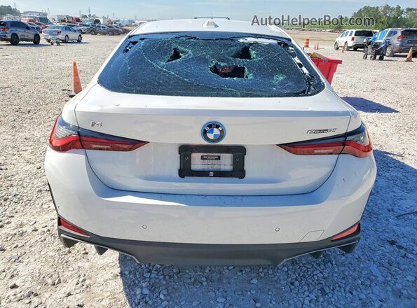 WBY43AW09PFP74985 2023 BMW I4 White Vista trasera