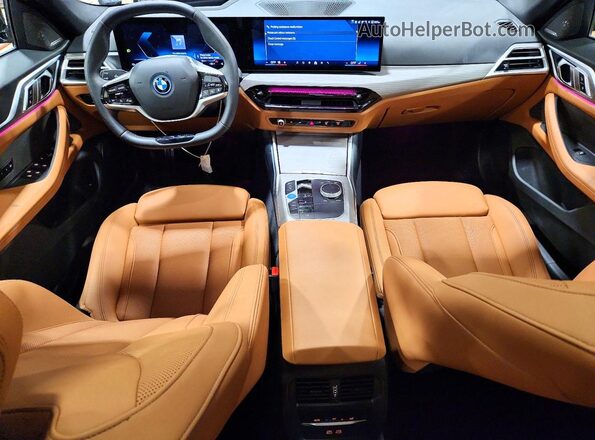WBY43HD09SFU09159 2025 BMW I4 Черный Вид панели приборов