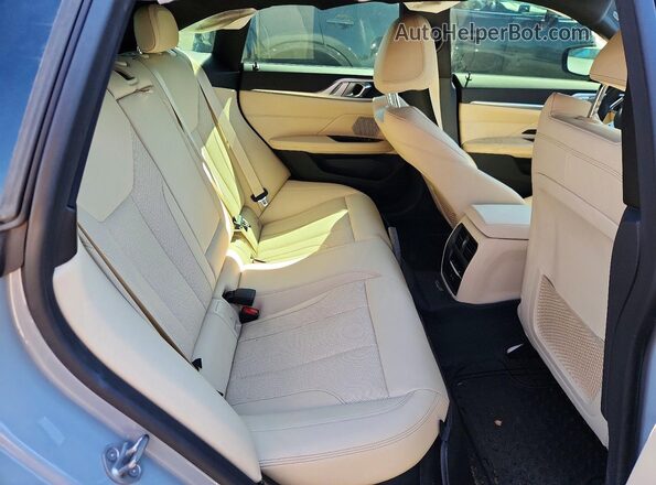 WBY73AW00NFN15473 2022 BMW I4 Серебряный Вид задних сидений