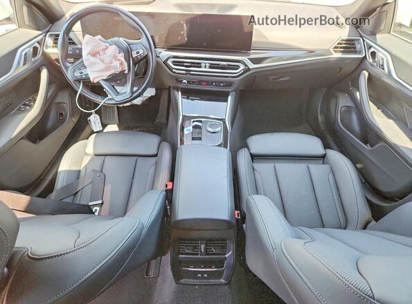 WBY73AW02RFT37099 2024 BMW I4 White Vista del salpicadero