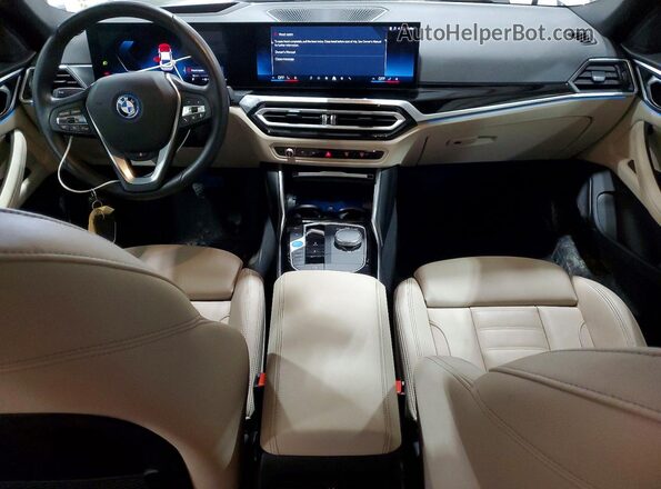 WBY83FB07RFS48104 2024 BMW I4 White Vista del salpicadero