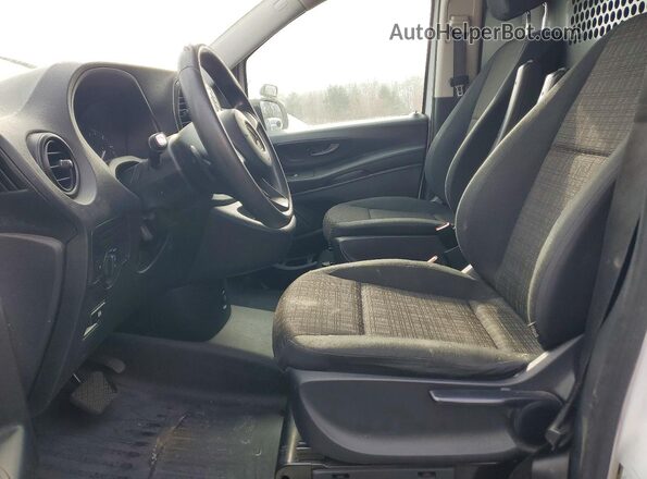 WD3PG2EA7K3529643 2019 MERCEDES-BENZ METRIS White Widok wnętrza z przodu