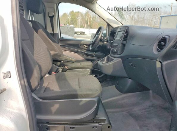 WD3PG2EA7K3529643 2019 MERCEDES-BENZ METRIS White Widok wnętrza z tyłu