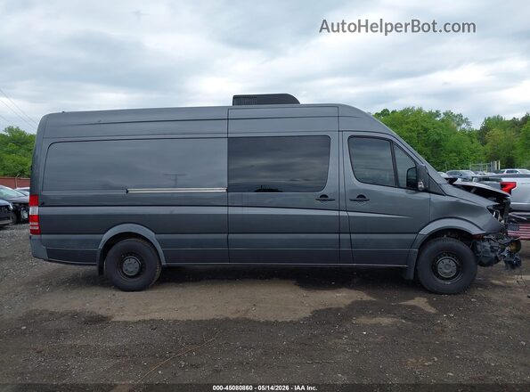 WD4PE8CD2HP376236 2017 MERCEDES-BENZ SPRINTER Gray უკანა სალონის ხედი