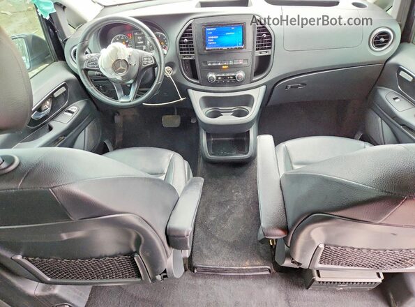 WD4PG2EE7G3125568 2016 MERCEDES-BENZ METRIS Black Dashboard view