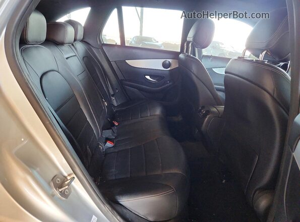 WDC0G4JB0HF141074 2017 MERCEDES-BENZ GLC-CLASS Silver უკანა სალონის ხედი