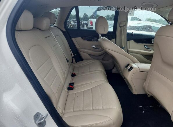 WDC0G4JB1GF047980 2016 MERCEDES-BENZ GLC-CLASS White Rear interior view