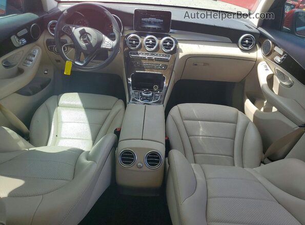 WDC0G4JB2KF635170 2019 MERCEDES-BENZ GLC-CLASS Red Vista del salpicadero