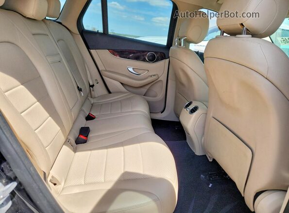 WDC0G4JB8HF253654 2017 MERCEDES-BENZ GLC-CLASS Black Вид задньої частини салону