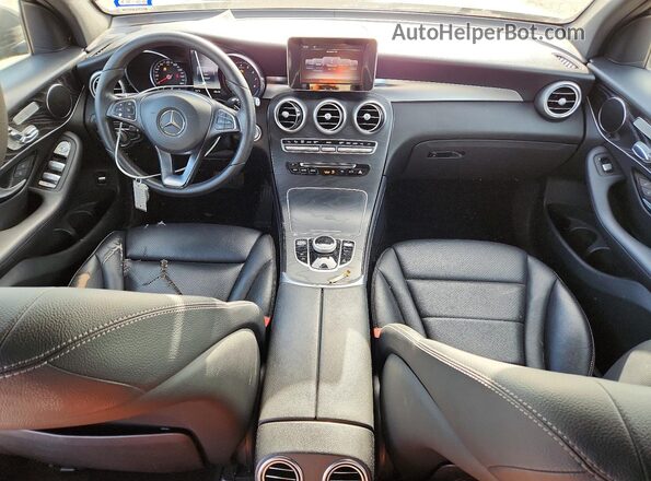 WDC0G4JB9HV011140 2017 MERCEDES-BENZ GLC-CLASS Black Dashboard view