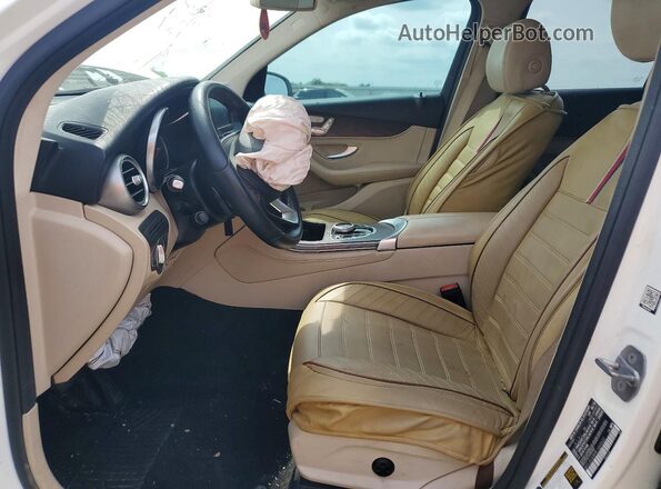 WDC0G4JBXK1000632 2019 MERCEDES-BENZ GLC-CLASS White Front interior view