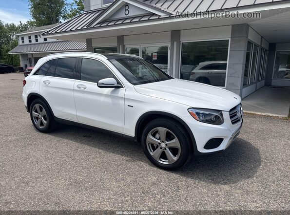 WDC0G4KB0GF050254 2016 MERCEDES-BENZ GLC 300 Белый Передняя правая четверть