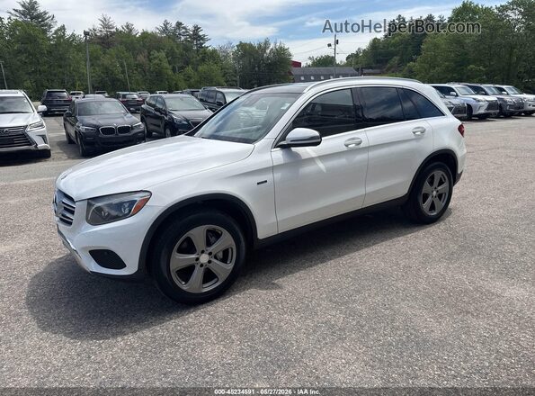 WDC0G4KB0GF050254 2016 MERCEDES-BENZ GLC 300 Белый Передняя левая четверть