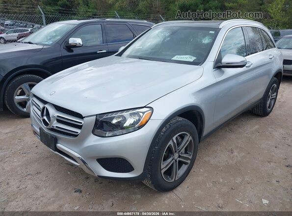 WDC0G4KB0HF152770 2017 MERCEDES-BENZ GLC 300 Серебряный Передняя левая четверть