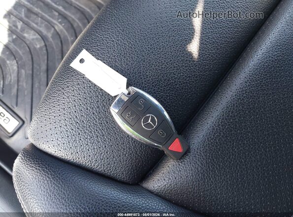 WDC0G4KB1HF150025 2017 MERCEDES-BENZ GLC 300 Light Blue Вид панели приборов