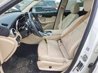2019 Mercedes-benz Glc 300 4matic White vin: WDC0G4KB1KV193079