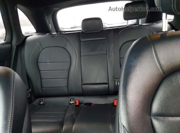 WDC0G4KB4JV076045 2018 MERCEDES-BENZ GLS White Rear seats view