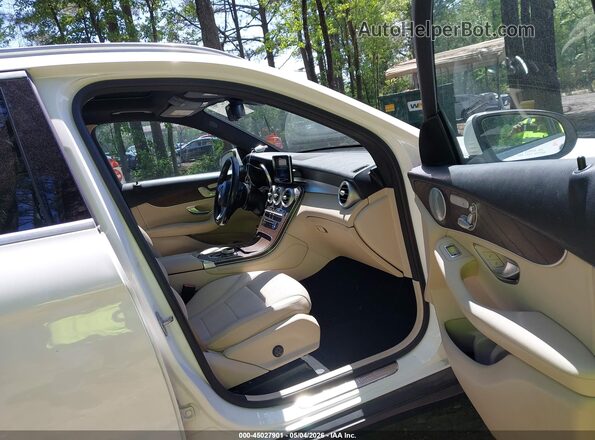 WDC0G4KB5JV111272 2018 MERCEDES-BENZ GLC 300 Белый Вид салона спереди