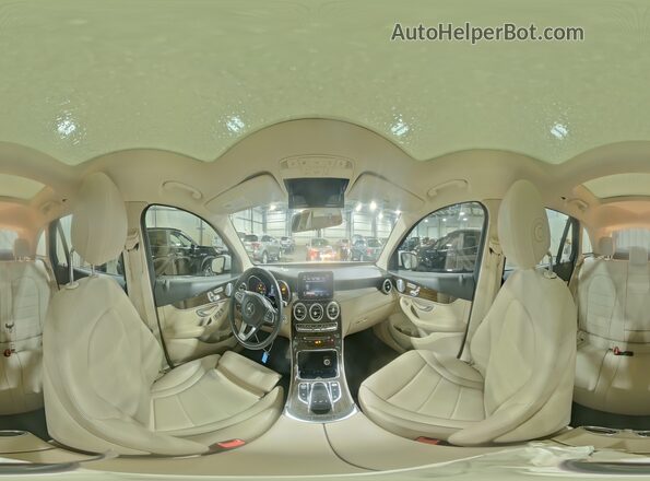 WDC0G4KB6JV035531 2018 MERCEDES-BENZ GLC-CLASS Белый Панорамный вид салона 360°