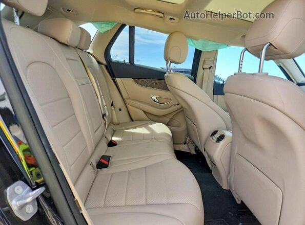WDC0G8EB0LF693328 2020 MERCEDES-BENZ GLC-CLASS Black Rear interior view