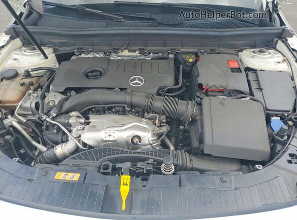 WDC4M4GB2LW001148 2020 MERCEDES-BENZ GLB-CLASS Белый Вид подкапотного пространства