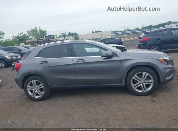 WDCTG4EB0GJ270922 2016 MERCEDES-BENZ GLA 250 Gray Rear interior view