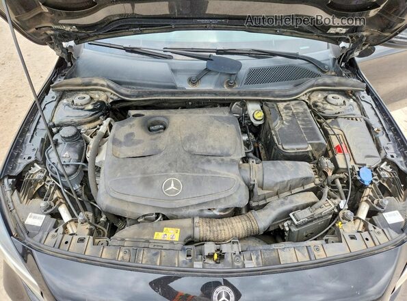 WDCTG4EB0KJ533824 2019 MERCEDES-BENZ GLA Black Вид задньої частини салону