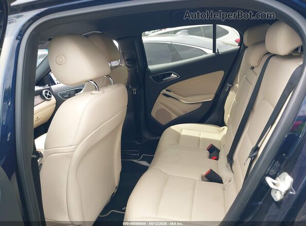 WDCTG4EB1HJ305713 2017 MERCEDES-BENZ GLA 250 Синий 