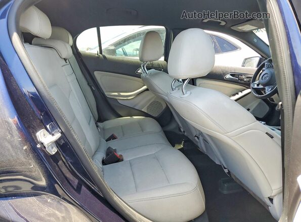 WDCTG4EB1JJ461496 2018 MERCEDES-BENZ GLA Синий Вид задних сидений