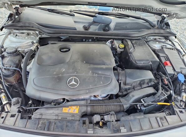WDCTG4EB3HJ353374 2017 MERCEDES-BENZ GLA Silver უკანა სალონის ხედი