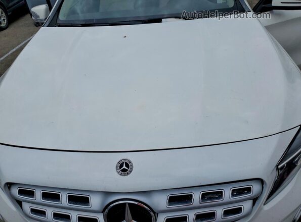 WDCTG4EB3JJ479482 2018 MERCEDES-BENZ GLA White Widok komory silnika