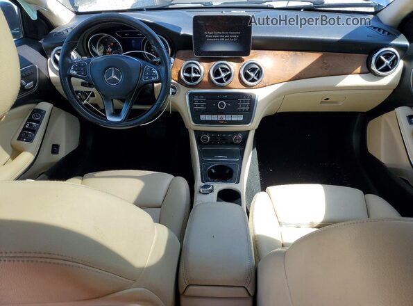 WDCTG4EB3KU000915 2019 MERCEDES-BENZ GLA Blue Առջևի վահանակի տեսք