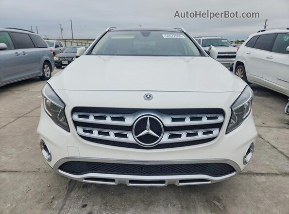 WDCTG4EB3KU016631 2019 MERCEDES-BENZ GLA White Widok z przodu