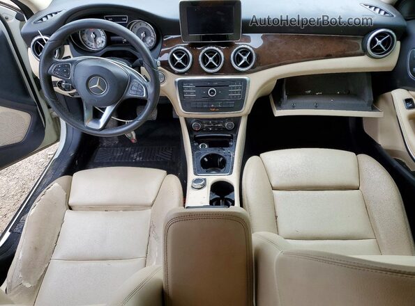 WDCTG4EB5HJ357698 2017 MERCEDES-BENZ GLA White წინა პანელის ხედი