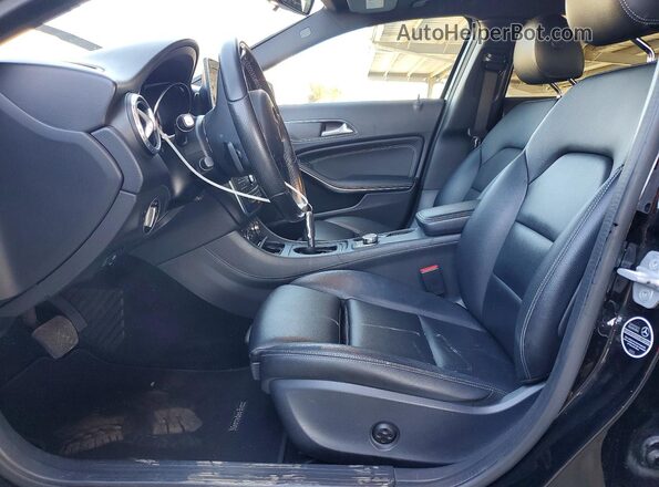 WDCTG4EB9GJ225669 2016 MERCEDES-BENZ GLA Black Front interior view