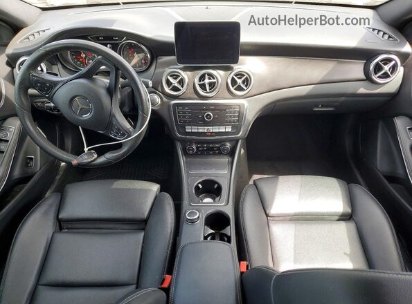WDCTG4EB9KU018738 2019 MERCEDES-BENZ GLA Black Dashboard view