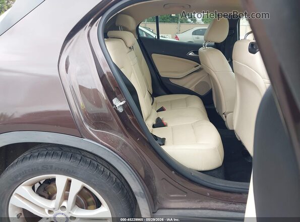 WDCTG4EBXGJ214454 2016 MERCEDES-BENZ GLA 250 Black VIN კოდის სტიკერის ხედი
