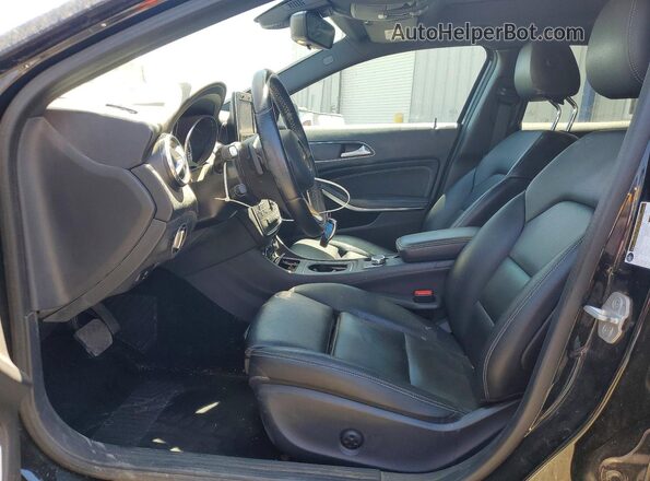 WDCTG4EBXGJ234705 2016 MERCEDES-BENZ GLA Black Vista interior delantera