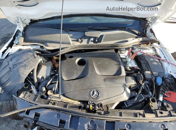WDCTG4GB2KU007111 2019 MERCEDES-BENZ GLA Белый Вид задней части салона