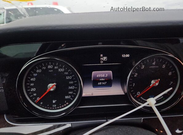 WDD2J5JB3KA028509 2019 MERCEDES-BENZ CLS-CLASS White Вид щитка приладів