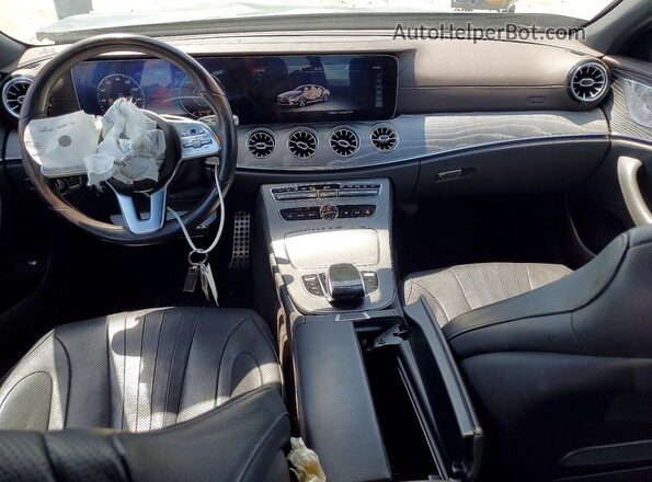 WDD2J5KB3LA052129 2020 MERCEDES-BENZ CLS-CLASS Черный Вид панели приборов