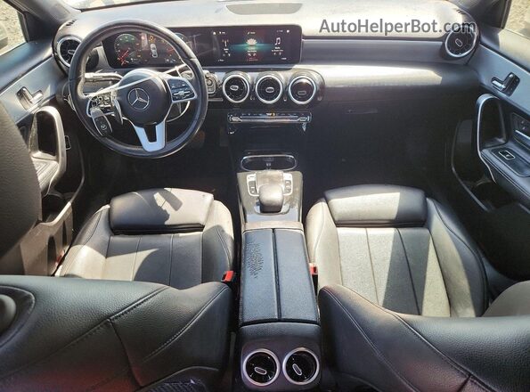 WDD3G4EB1KW001447 2019 MERCEDES-BENZ A Белый Вид панели приборов