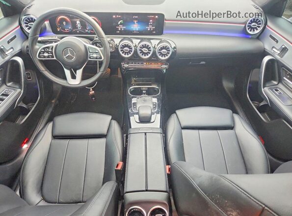 WDD3G4EB3LW037710 2020 MERCEDES-BENZ A Black Vista del salpicadero