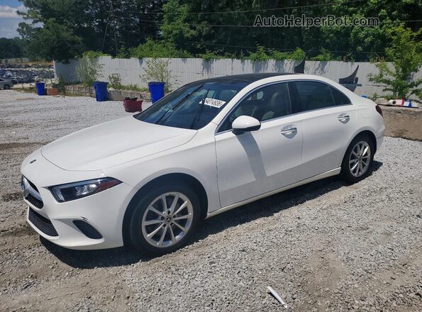 WDD3G4EB5KW025122 2019 MERCEDES-BENZ A Белый Передняя левая четверть