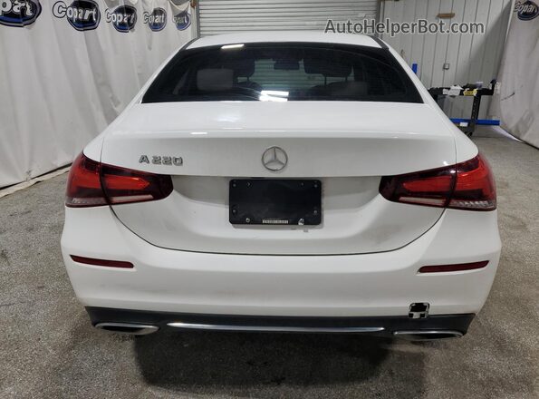 WDD3G4EB7KW026501 2019 MERCEDES-BENZ A Белый Панорамный вид салона 360°