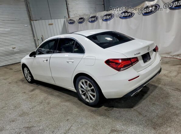 WDD3G4EB7KW026501 2019 MERCEDES-BENZ A Белый Задняя левая четверть