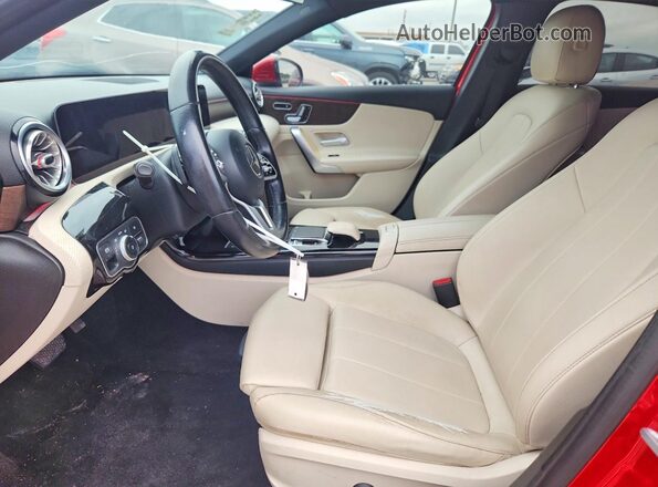 WDD3G4EBXKW017453 2019 MERCEDES-BENZ A Красный Вид салона спереди