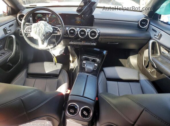 WDD3G4FB2LW042718 2020 MERCEDES-BENZ A White Widok deski rozdzielczej